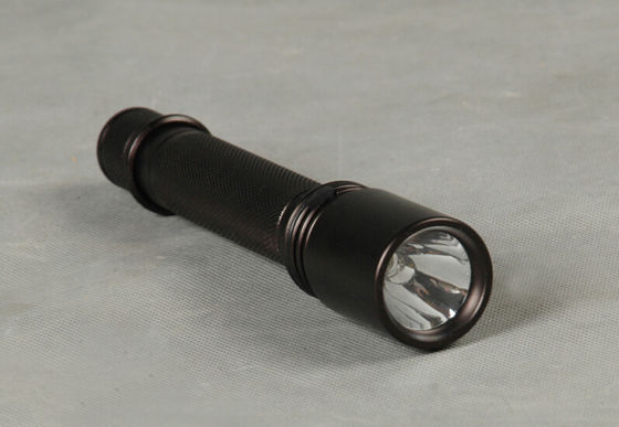 قابل شارژ انفجار IP65 چراغ قوه اثبات CREE LED چراغ قوه پلیس