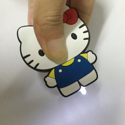 ناز رهبری نرم پی وی سی پلاستیکی سلام بچه گربه در Keychain کوتاه برای کیسه لوازم جانبی